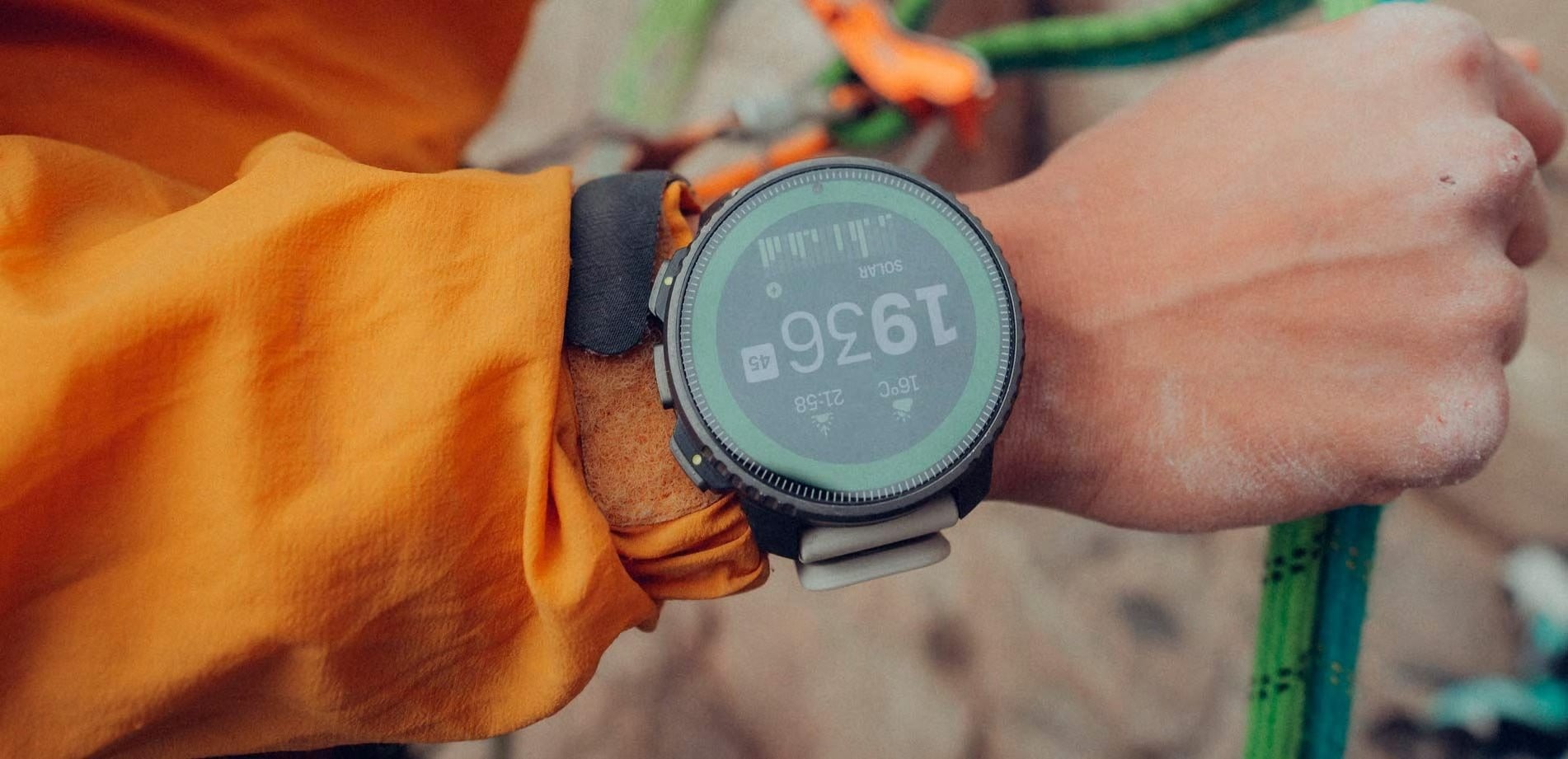 suunto vertical solar