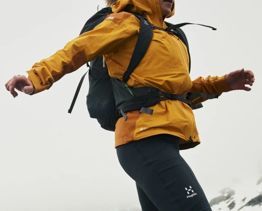 vêtements et sac à dos hagöfs