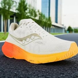 Saucony guide