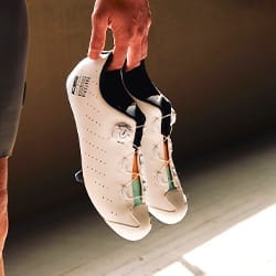 SCHUHE