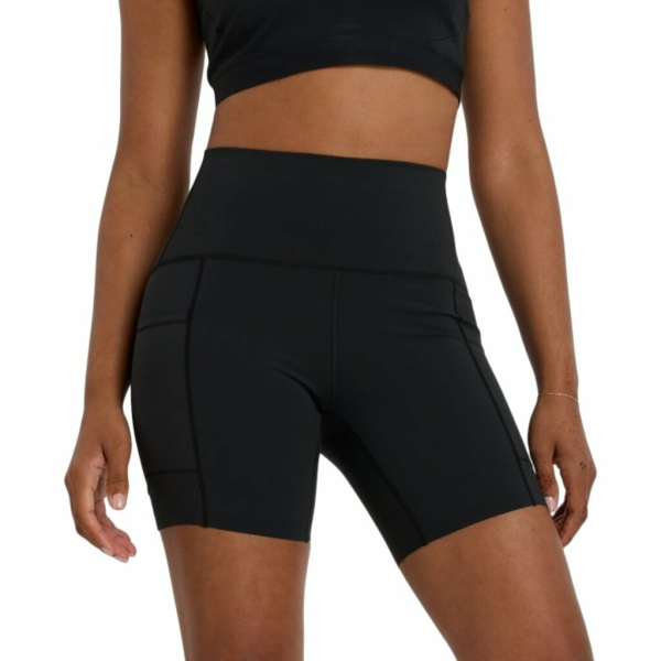 New Balance Sleek Pocket High Rise Short 6” Mujer Negro